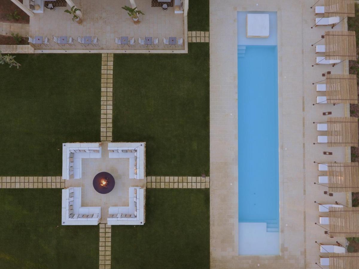 Masseria Corte Degli Aromi Palmariggi Buitenkant foto